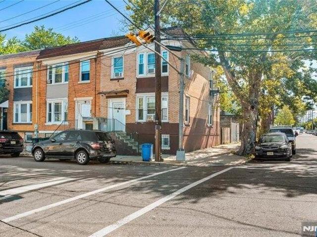 House for sale in Newark, New Jersey