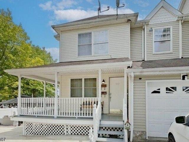 House for sale in Newark, New Jersey