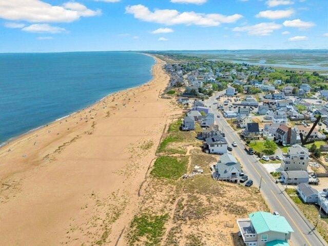 House for sale in Byfield, Massachusetts