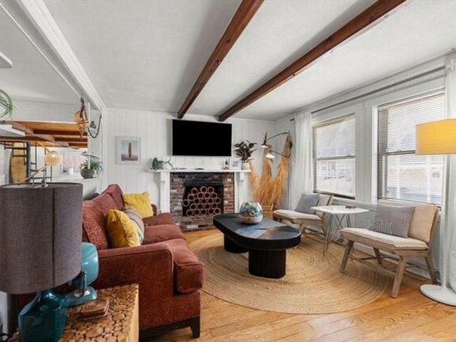 House for sale in Byfield, Massachusetts