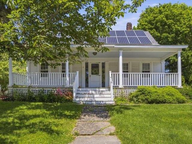 House for sale in Newcastle, Maine