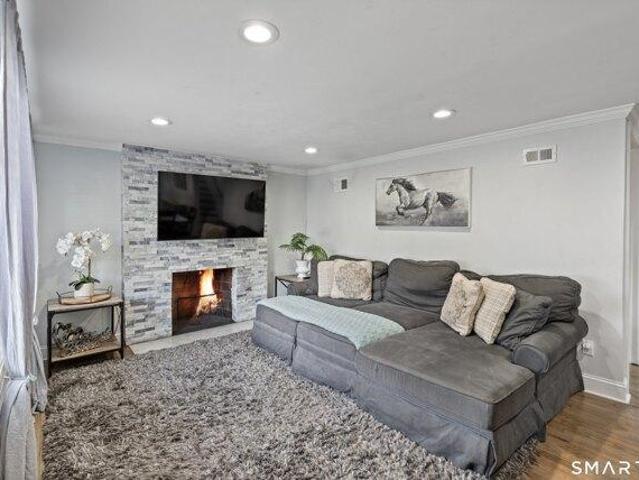 House for sale in Newington, Connecticut