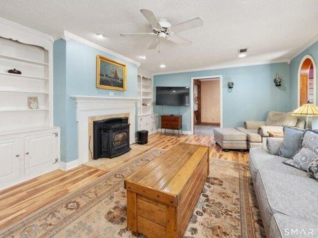 House for sale in Newington, Connecticut