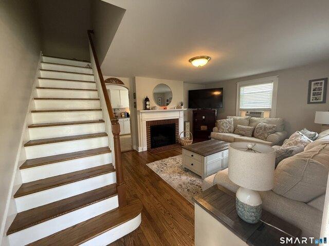 House for sale in Newington, Capitol Planning Region