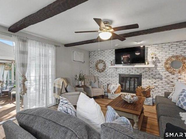 House for sale in Newington, Capitol Planning Region