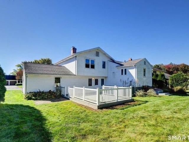 House for sale in Elm Hill, Newington