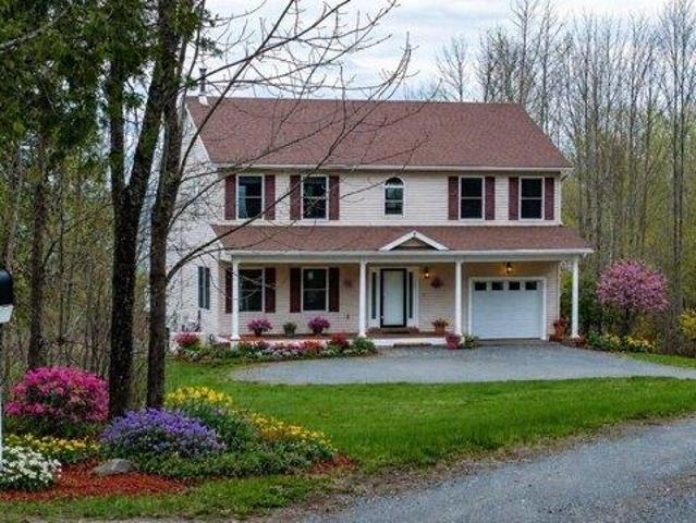 House for sale in Newport, Vermont