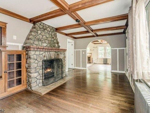 House for sale in Newton, New Jersey