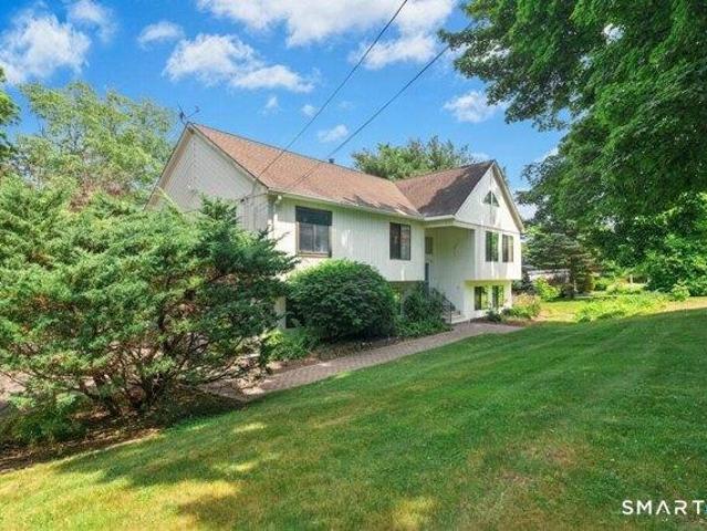 House for sale in Newtown
