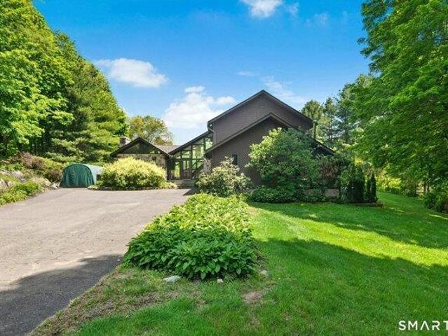 House for sale in Newtown, Connecticut