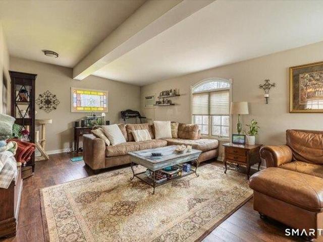 House for sale in Newtown