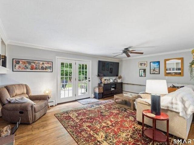 House for sale in Hattertown, Newtown