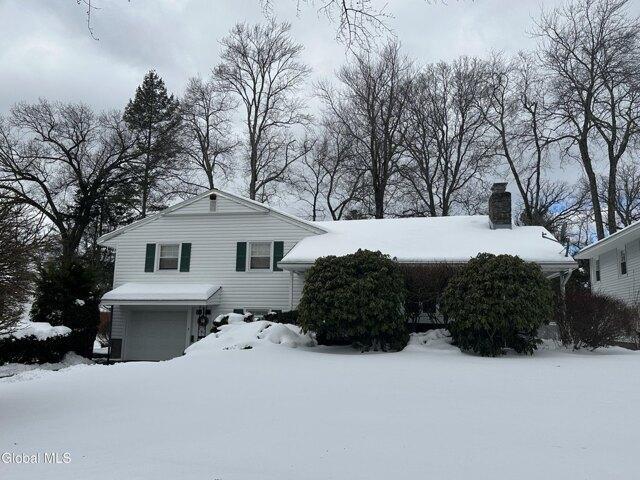 House for sale in Niskayuna, New York