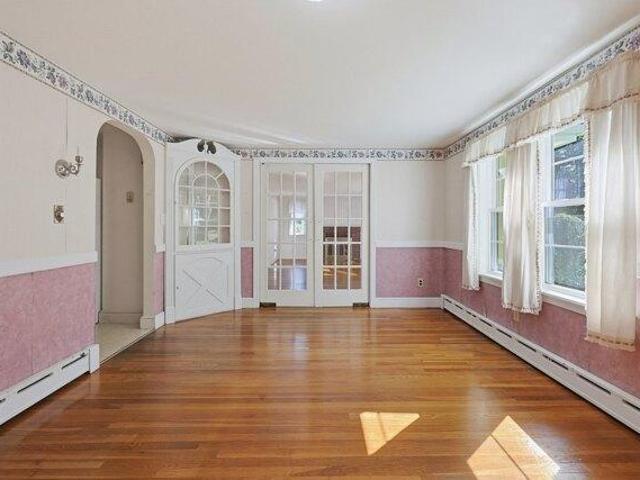 House for sale in Highland Lake, Norfolk
