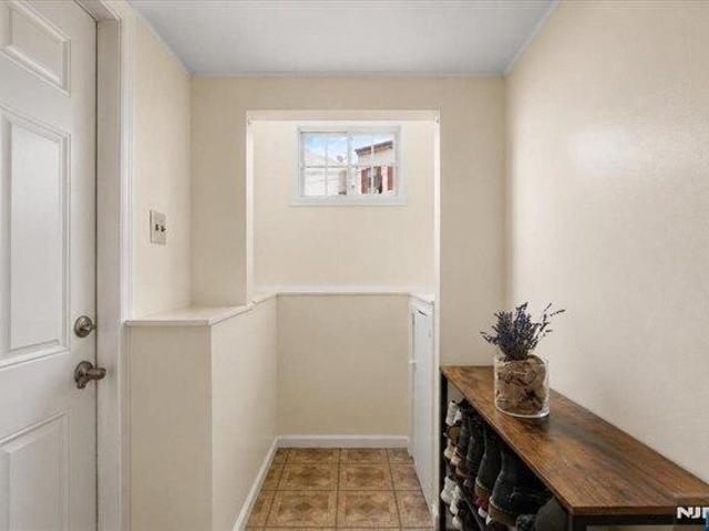 House for sale in Hudson, New Jersey