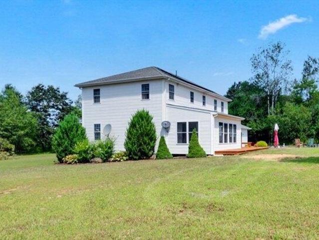 House for sale in North Brookfield, Massachusetts