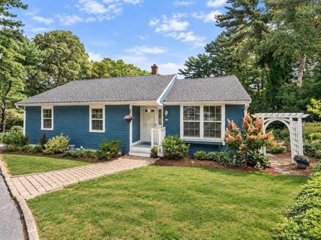House for sale in East Falmouth, Massachusetts