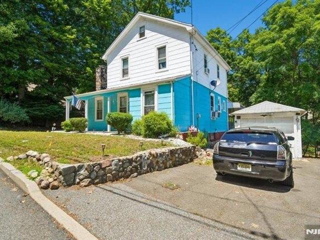 House for sale in Passaic, New Jersey