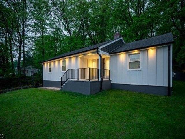 House for sale in Passaic, New Jersey