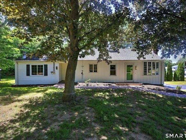 House for sale in North Haven, Connecticut