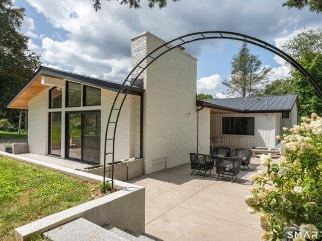House for sale in North Haven, Connecticut
