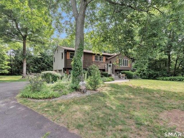 House for sale in North Haven, Connecticut