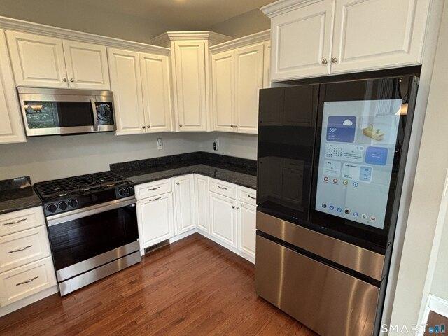 House for sale in North Haven, South Central Connecticut Planning Region