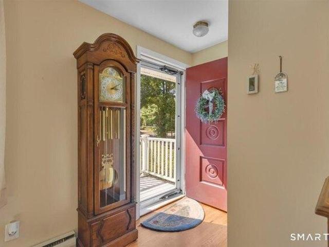 House for sale in North Haven, South Central Connecticut Planning Region