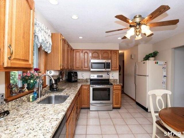 House for sale in North Haven, South Central Connecticut Planning Region