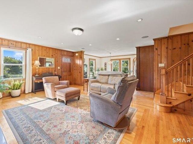 House for sale in North Haven, South Central Connecticut Planning Region