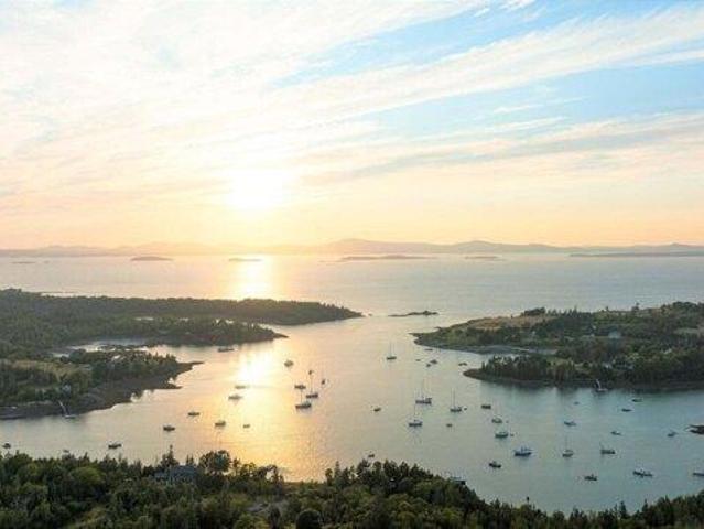 House for sale in North Haven, Maine