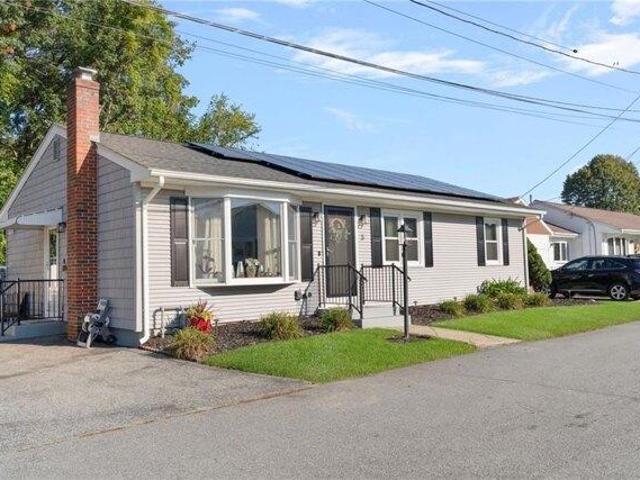 House for sale in Providence, Providence County