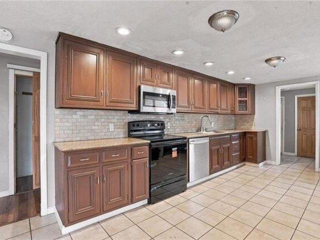House for sale in North Providence, Providence County