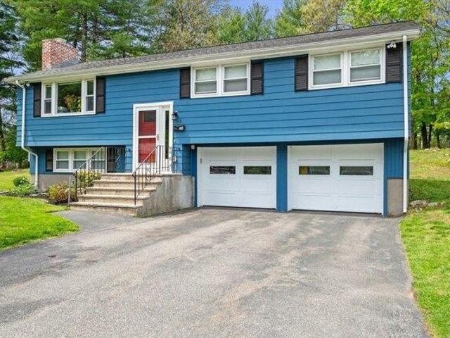 House for sale in North Reading, Massachusetts