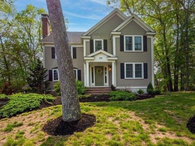 House for sale in North Reading, Massachusetts