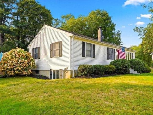 House for sale in North Reading, Middlesex County