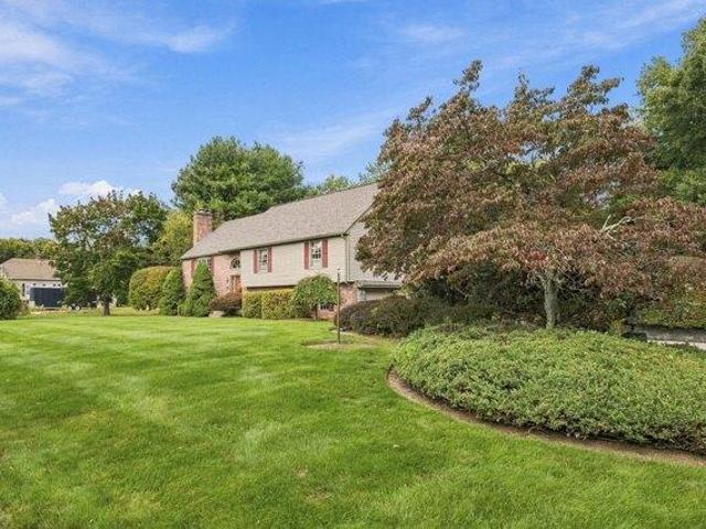 House for sale in Slatersville, North Smithfield