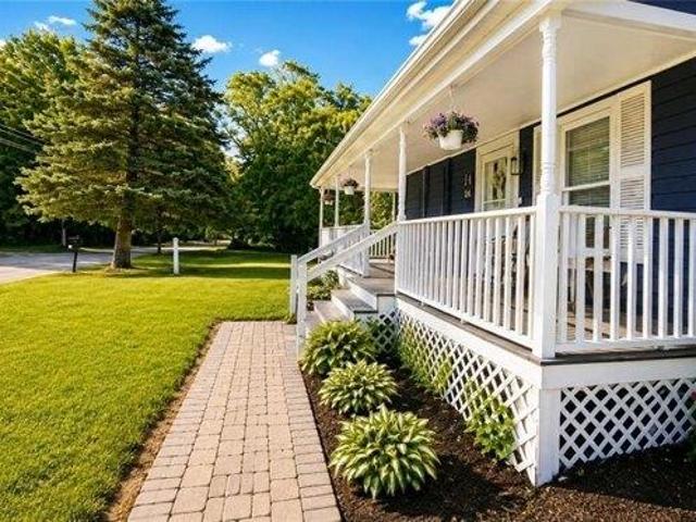 House for sale in Slatersville, North Smithfield