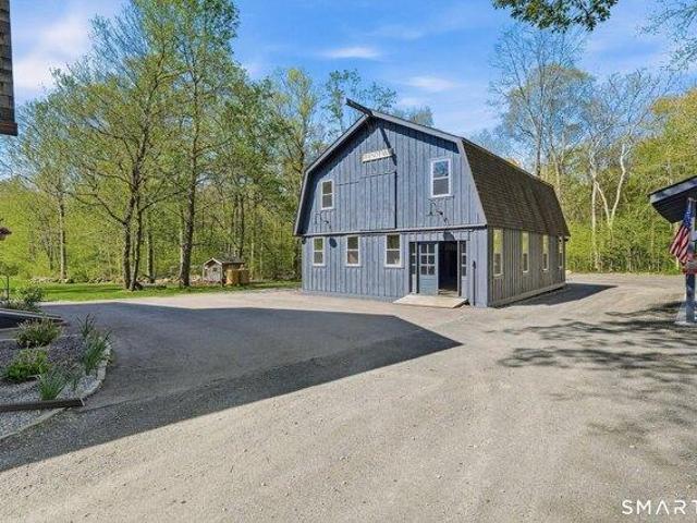 House for sale in North Stonington, Connecticut