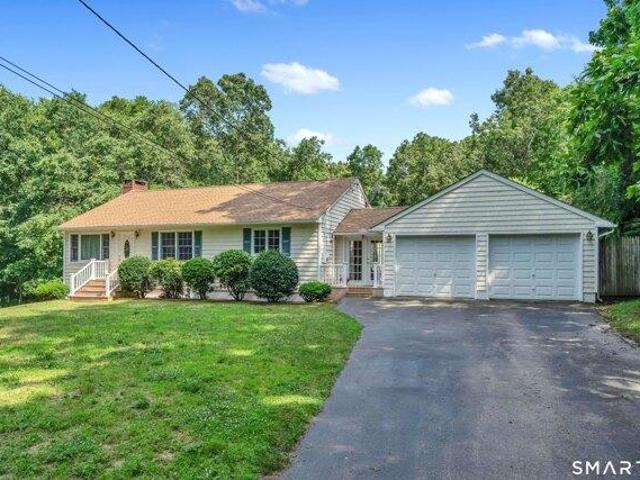 House for sale in North Stonington, Connecticut