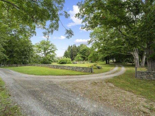 House for sale in North Stonington, Southeastern Connecticut Planning Region
