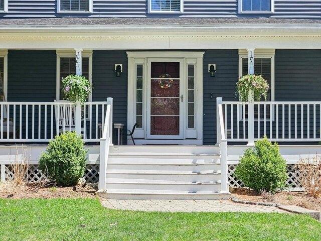 House for sale in New Hampshire