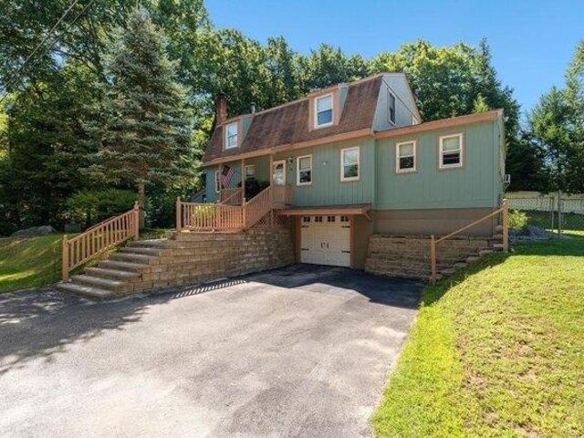House for sale in New Hampshire