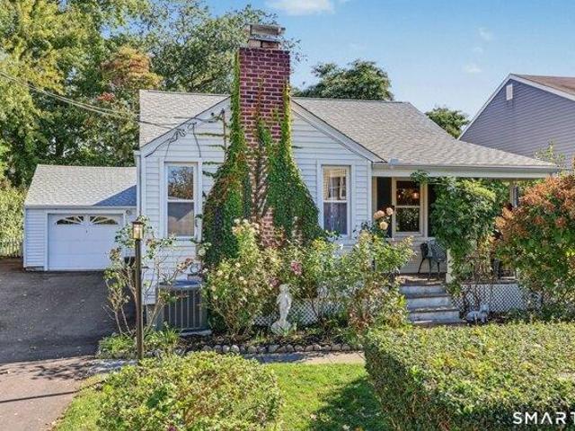 House for sale in East Norwalk, Norwalk