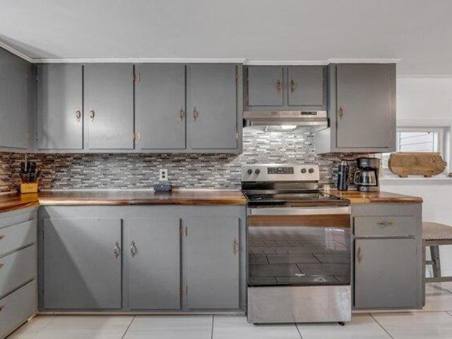 House for sale in Norway, Oxford County