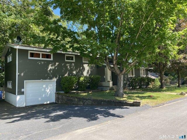 House for sale in Norwich, Connecticut