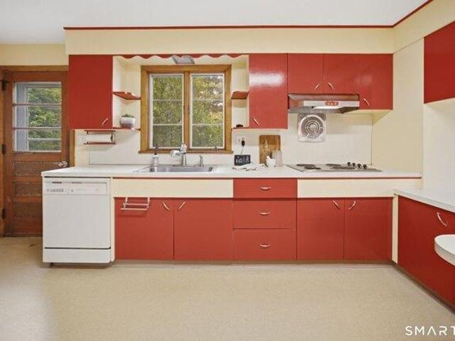 House for sale in Norwich, Connecticut