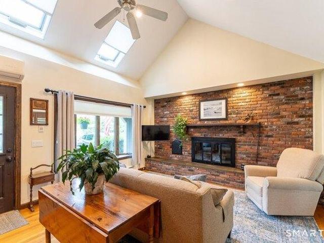 House for sale in Norwich, Connecticut