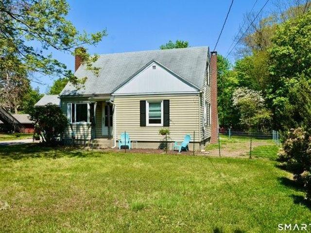 House for sale in Norwich, Connecticut