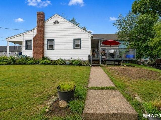 House for sale in Norwich, Connecticut